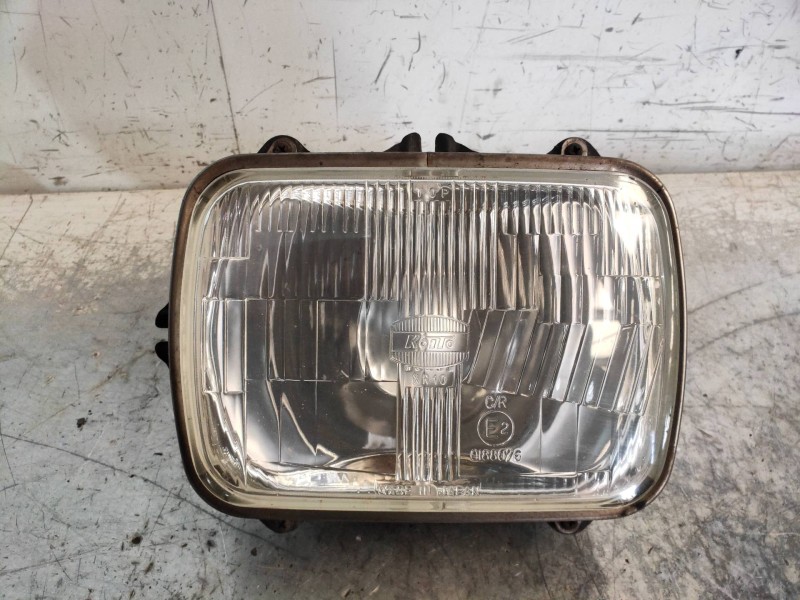 Recambio de faro izquierdo para mitsubishi l 300 (p00) combi referencia OEM IAM   