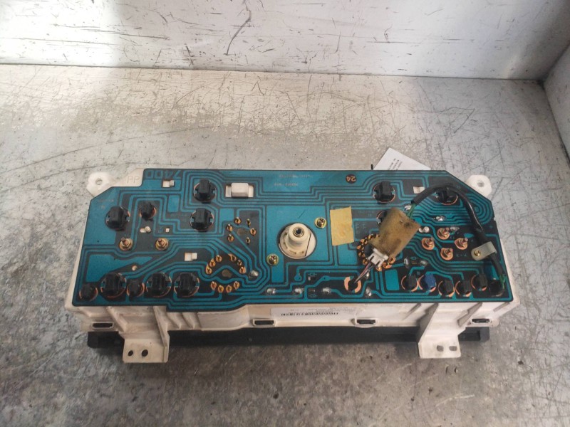 Recambio de cuadro instrumentos para mitsubishi l 300 (p00) combi referencia OEM IAM MR147722X 777430 