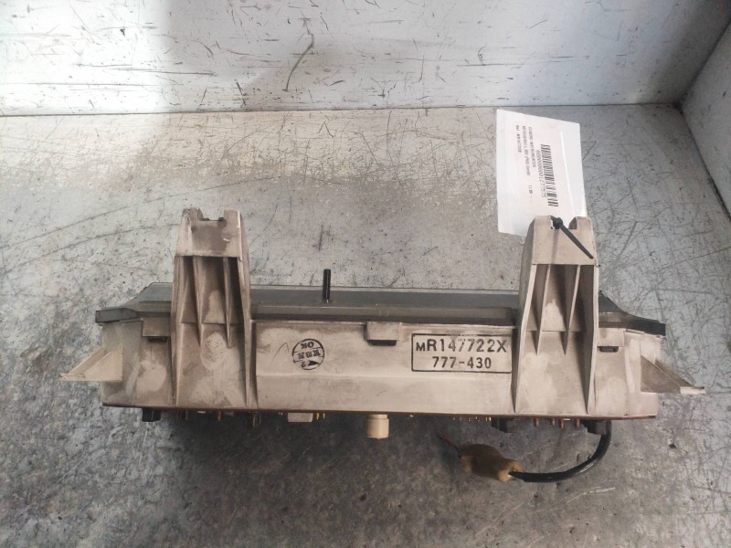 Recambio de cuadro instrumentos para mitsubishi l 300 (p00) combi referencia OEM IAM MR147722X 777430 