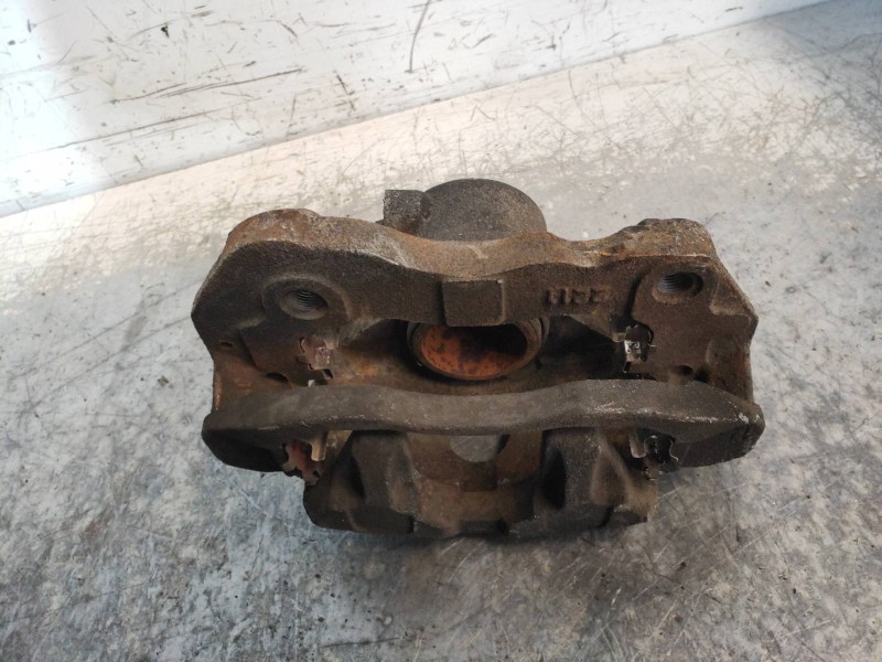 Recambio de pinza freno delantera derecha para mitsubishi l 300 (p00) combi referencia OEM IAM   