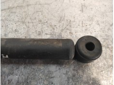 Recambio de amortiguador trasero derecho para mitsubishi l 300 (p00) combi referencia OEM IAM    2