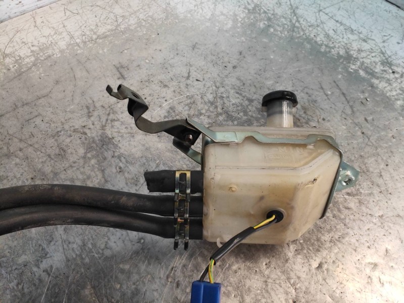 Recambio de bomba freno para mitsubishi l 300 (p00) combi referencia OEM IAM   