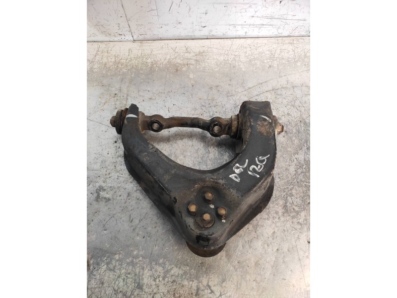 Recambio de brazo suspension superior delantero izquierdo para mitsubishi l 300 (p00) combi referencia OEM IAM   