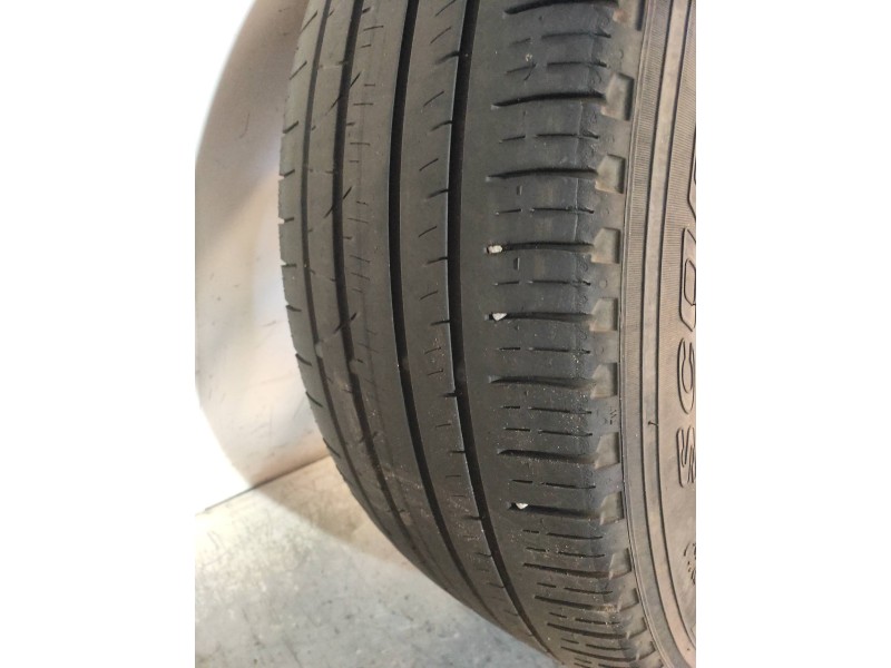 Recambio de juego llantas para renault koleos expression referencia OEM IAM  CUBIERTAS 225/60/17