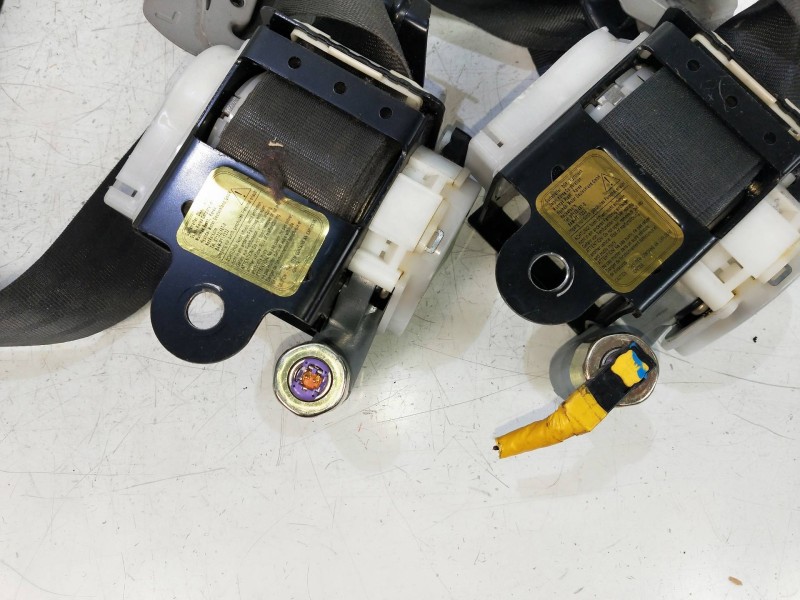 Recambio de juego cinturones delantero para hyundai accent (mc) 1.5 crdi cat referencia OEM IAM   3P