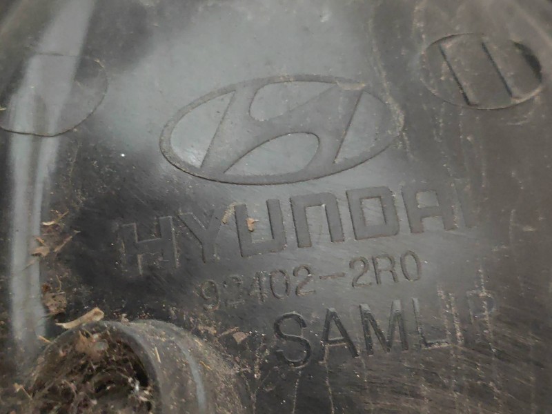 Recambio de piloto trasero derecho para hyundai i30 1.6 crdi cat referencia OEM IAM 924022R0  