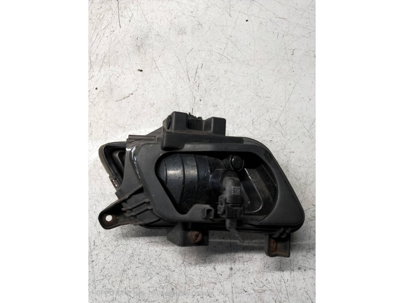 Recambio de faro antiniebla derecho para kia cee´d drive referencia OEM IAM   
