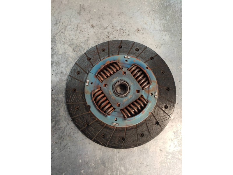 Recambio de kit embrague para hyundai i30 1.6 crdi cat referencia OEM IAM   