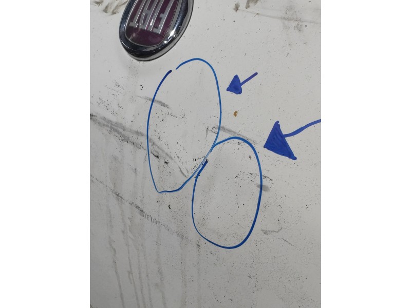 Recambio de capot para fiat fiorino básico referencia OEM IAM   