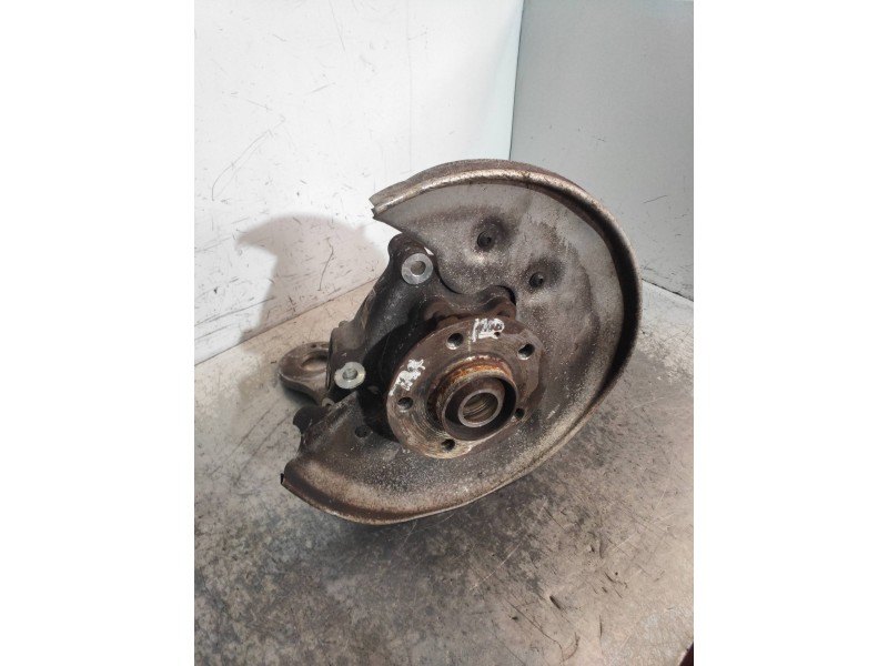 Recambio de mangueta trasera izquierda para audi a4 ber. (b8) básico quattro referencia OEM IAM   