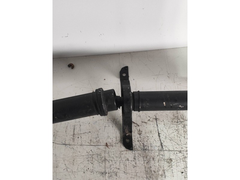 Recambio de transmision central para audi a4 ber. (b8) básico quattro referencia OEM IAM 8K0521101E  