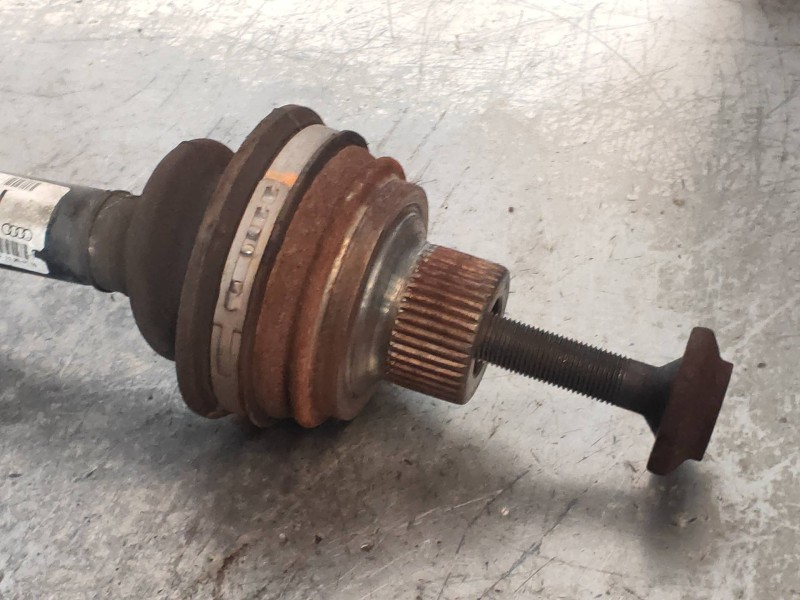 Recambio de transmision trasera izquierda para audi a4 ber. (b8) básico quattro referencia OEM IAM 8K0501203J  