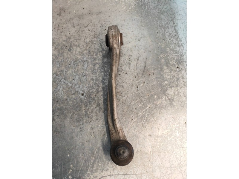 Recambio de brazo suspension inferior delantero izquierdo para audi a4 ber. (b8) básico quattro referencia OEM IAM CZWD3  