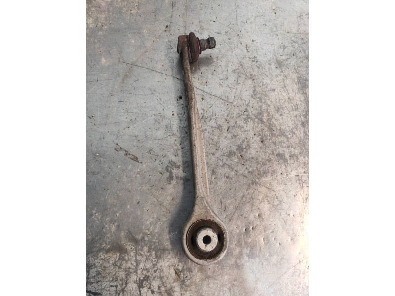 Recambio de brazo suspension inferior delantero derecho para audi a4 ber. (b8) básico quattro referencia OEM IAM CZWD3  