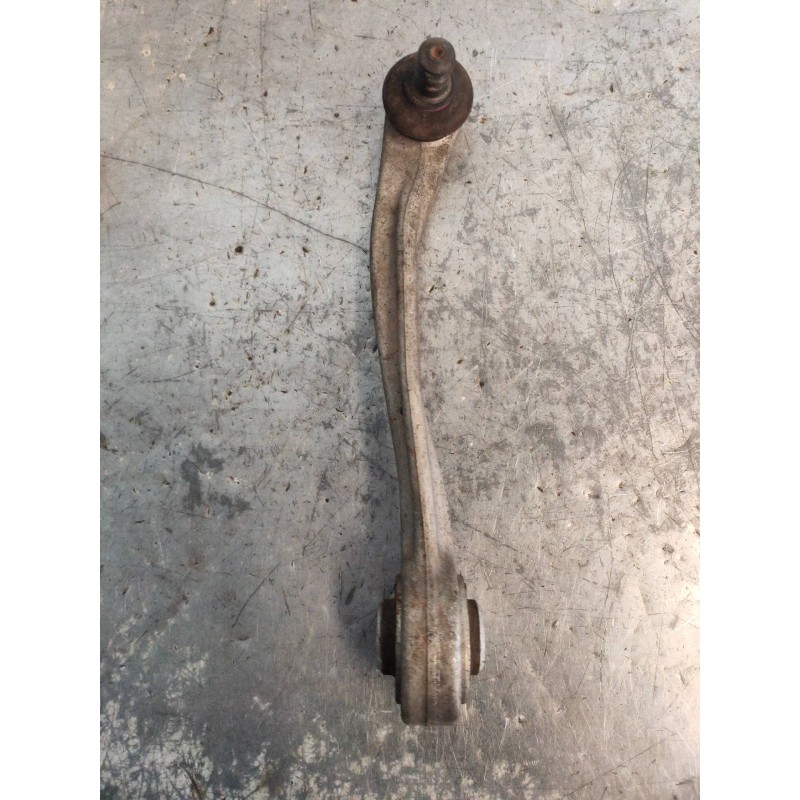 Recambio de brazo suspension inferior delantero derecho para audi a4 ber. (b8) básico quattro referencia OEM IAM CZWD3  