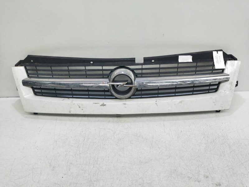Recambio de rejilla delantera para opel movano (2004 =>) combi medio techo elevado l2h2 2.8t referencia OEM IAM   
