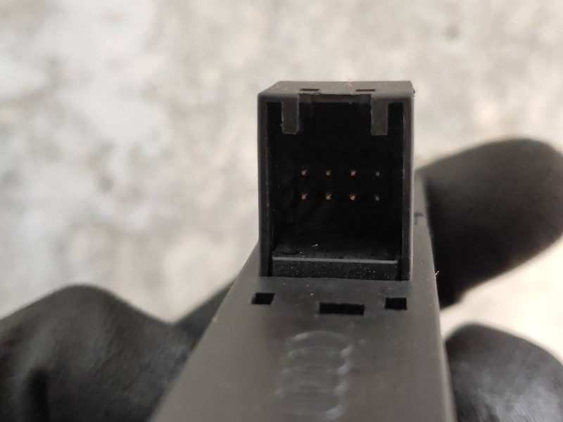 Recambio de mando multifuncion para audi a4 ber. (b8) básico quattro referencia OEM IAM 8K0959673F 271183000 