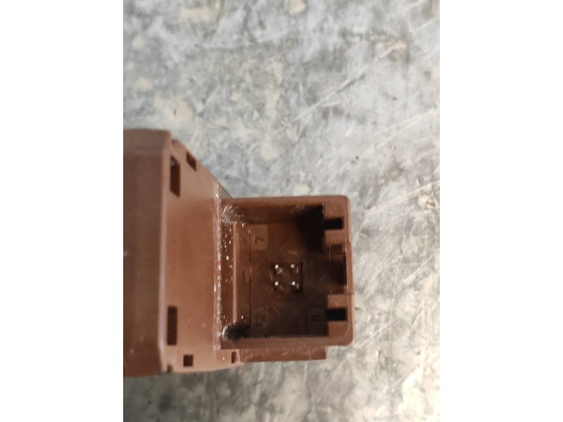 Recambio de mando multifuncion para audi a4 ber. (b8) básico quattro referencia OEM IAM 8K1927325  