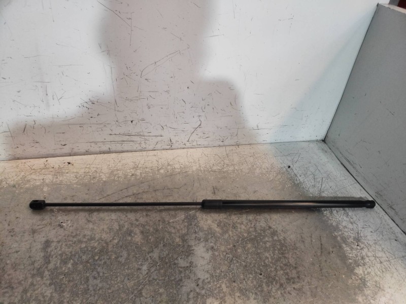 Recambio de amortiguadores capo para audi a4 ber. (b8) básico quattro referencia OEM IAM 8T082335902S  