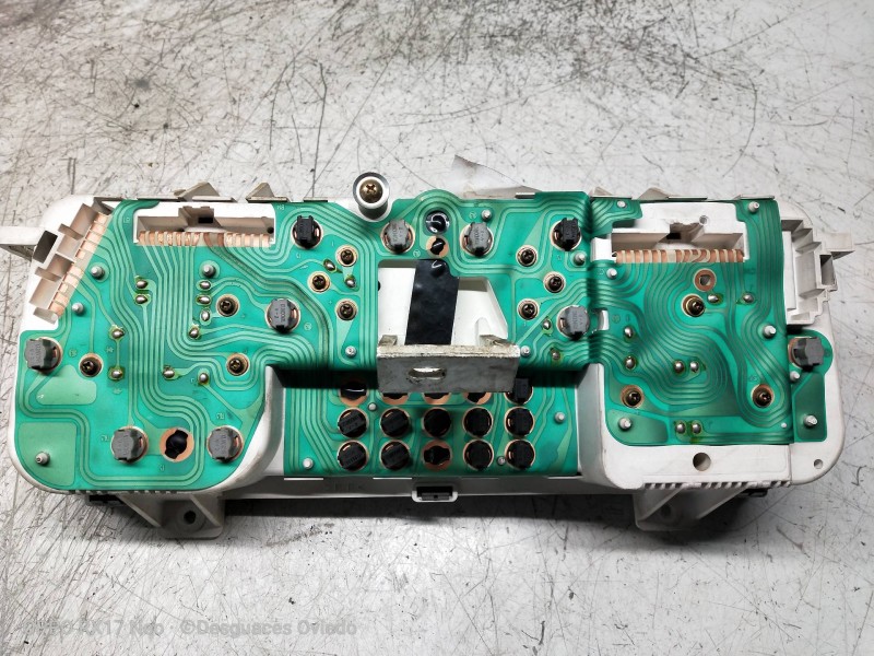 Recambio de cuadro instrumentos para mitsubishi galloper (hyundai) 2.5 td (5-ptas.) referencia OEM IAM 638030  