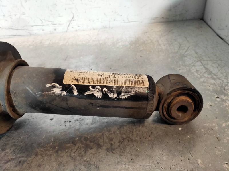 Recambio de amortiguador trasero izquierdo para volkswagen touareg (7la) tdi r5 referencia OEM IAM 7L0512021T 7L6513029E 