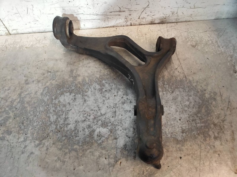 Recambio de brazo suspension inferior delantero derecho para volkswagen touareg (7la) tdi r5 referencia OEM IAM   