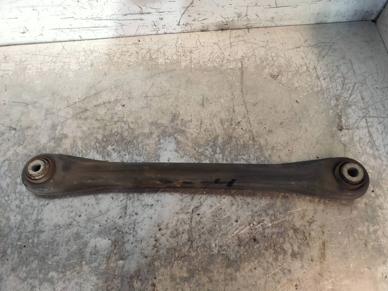 Recambio de brazo suspension superior trasero izquierdo para volkswagen touareg (7la) tdi r5 referencia OEM IAM 7L0501531B  