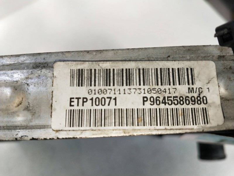 Recambio de radiador agua para peugeot 407 sw st confort pack referencia OEM IAM 9645586980  