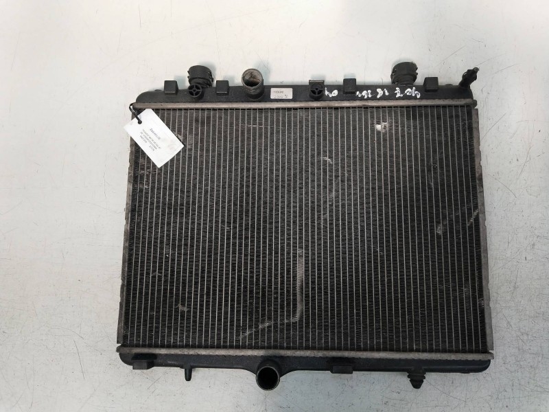 Recambio de radiador agua para peugeot 407 sr confort referencia OEM IAM 848960000  
