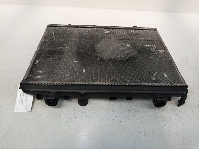 Recambio de radiador agua para peugeot 407 sr confort referencia OEM IAM 848960000  