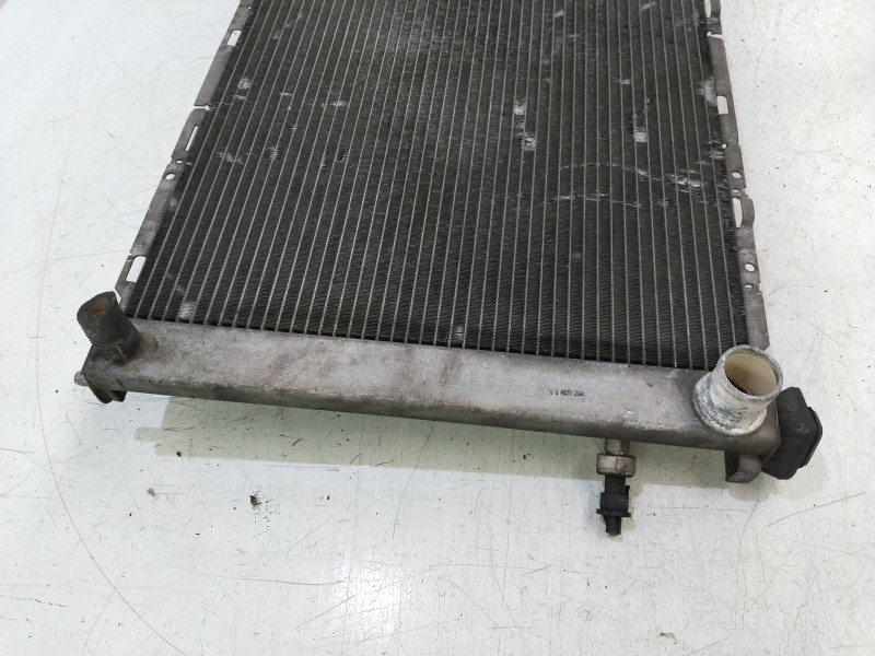 Recambio de radiador agua para renault clio grandtour dynamique referencia OEM IAM 8200688390  