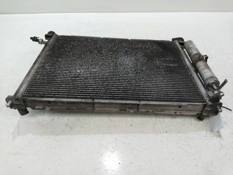 Recambio de radiador agua para renault clio grandtour dynamique referencia OEM IAM 8200688390  