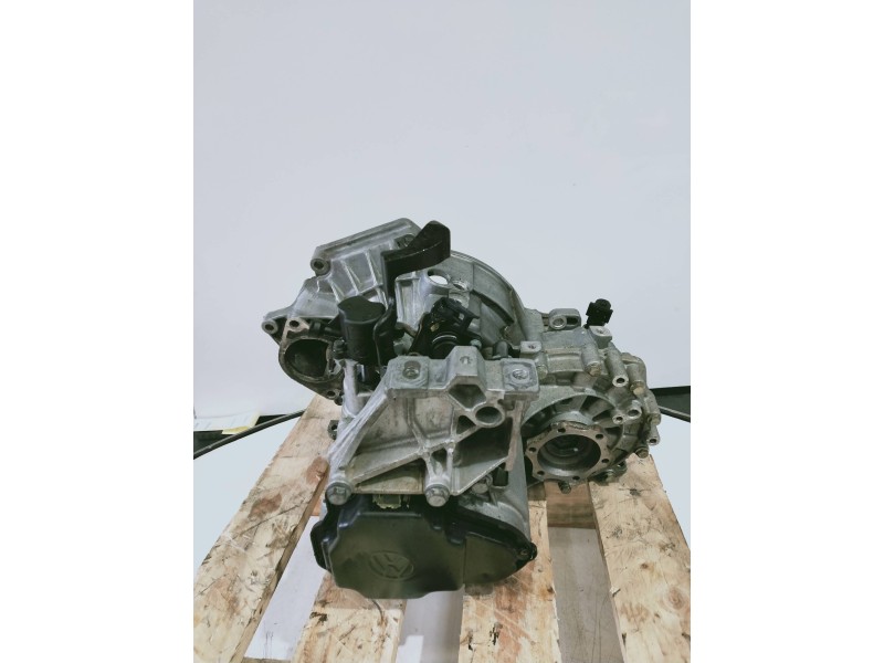 Recambio de caja cambios para volkswagen bora berlina (1j2) highline referencia OEM IAM DZL 06108 371262 
