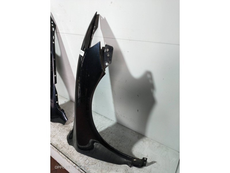 Recambio de aleta delantera derecha para volkswagen touareg (7la) tdi r5 referencia OEM IAM   