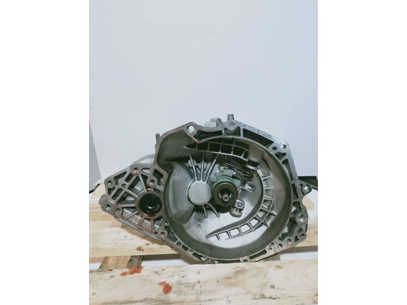 Recambio de caja cambios para opel astra g berlina club referencia OEM IAM F17W355 A13601 