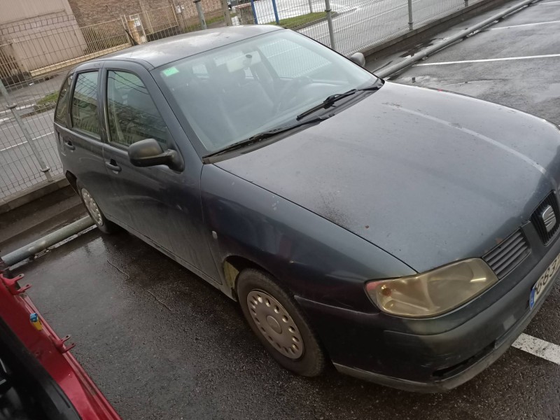 seat ibiza (6k1) del año 2001