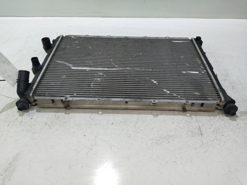 Recambio de radiador agua para renault megane i classic (la0) 1.6 referencia OEM IAM 7700838133D 849395B  Recambio de radiador agua para renault megane i classic (la0) 1.6 referencia OEM IAM 7700838133D 849395B