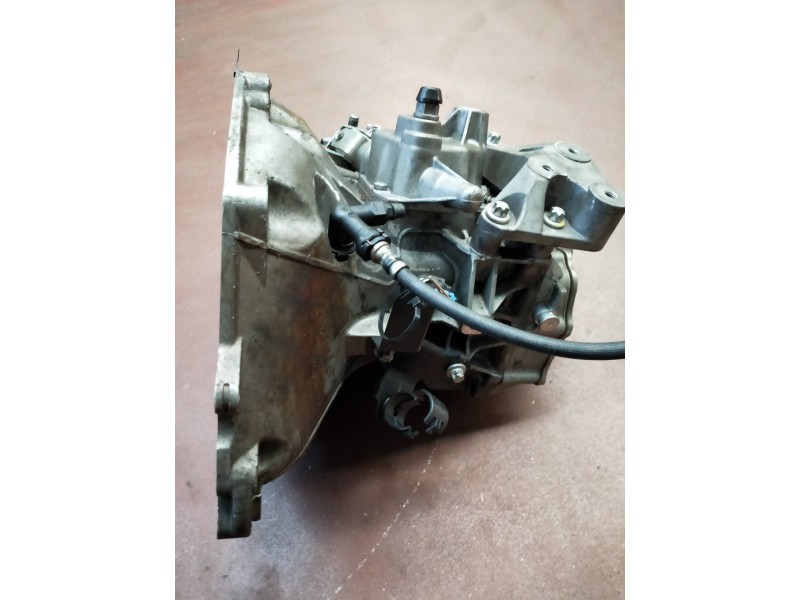 Recambio de caja cambios para opel astra h berlina 1.7 16v cdti cat (z 17 dtl / lrb) referencia OEM IAM F17W374 A17642 
