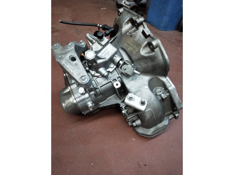 Recambio de caja cambios para opel astra h berlina 1.7 16v cdti cat (z 17 dtl / lrb) referencia OEM IAM F17W374 A17642 