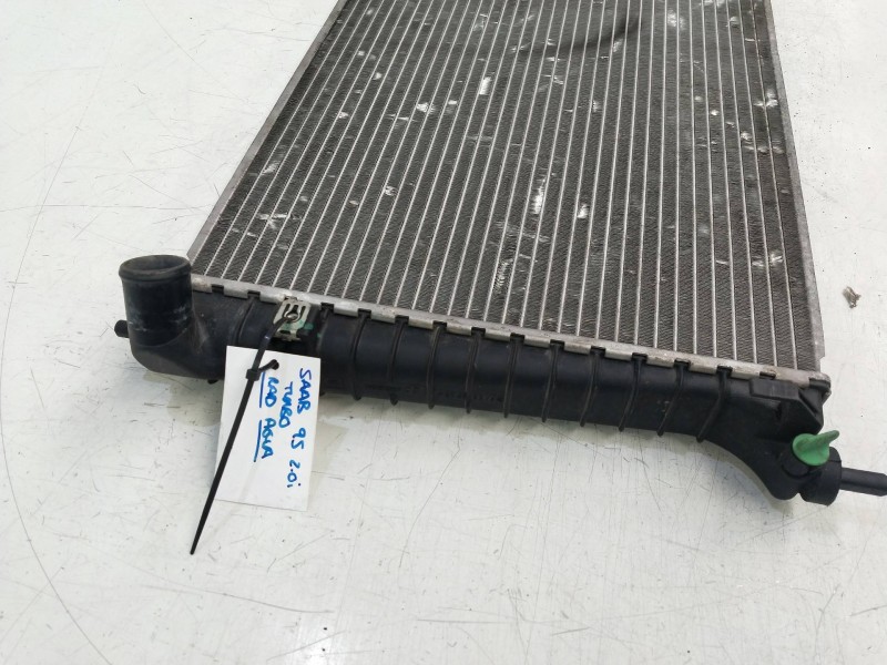 Recambio de radiador agua para saab 9-5 sedán 2.0 cat referencia OEM IAM 52488560  