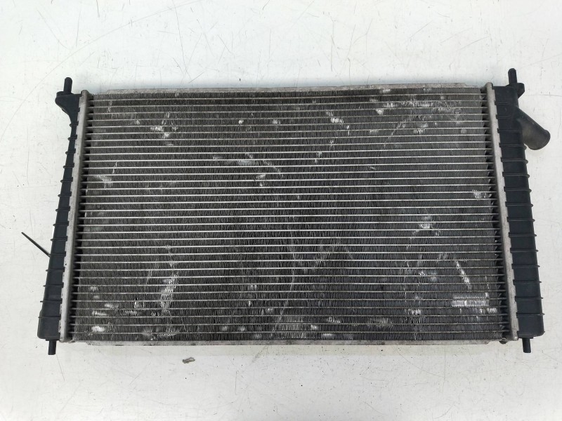 Recambio de radiador agua para saab 9-5 sedán 2.0 cat referencia OEM IAM 52488560  