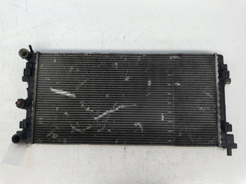 Recambio de radiador agua para seat ibiza sc (6j1) 1.9 tdi referencia OEM IAM 6R8121253A   Recambio de radiador agua para seat ibiza sc (6j1) 1.9 tdi referencia OEM IAM 6R8121253A