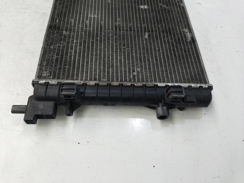 Recambio de radiador agua para seat ibiza sc (6j1) 1.9 tdi referencia OEM IAM 6R8121253A   Recambio de radiador agua para seat ibiza sc (6j1) 1.9 tdi referencia OEM IAM 6R8121253A