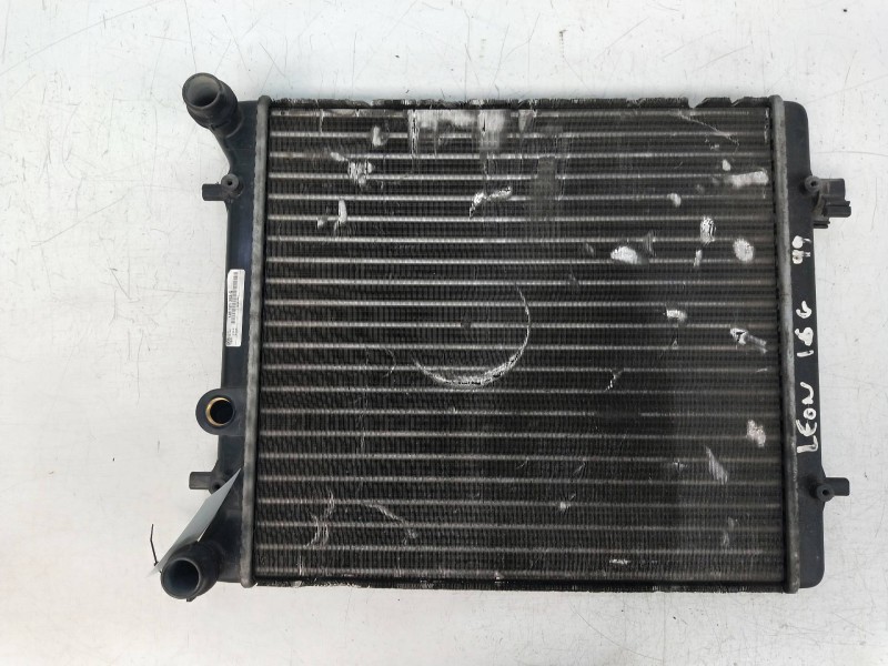 Recambio de radiador agua para seat leon (1m1) 1.6 referencia OEM IAM 1J0121253G  