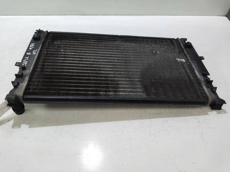 Recambio de radiador agua para skoda superb (3u4) classic referencia OEM IAM 8D0121251AT  