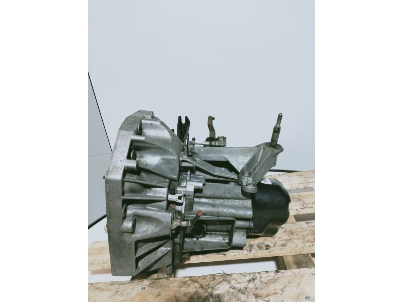 Recambio de caja cambios para renault clio iii 1.4 16v referencia OEM IAM JH3172 S020163 