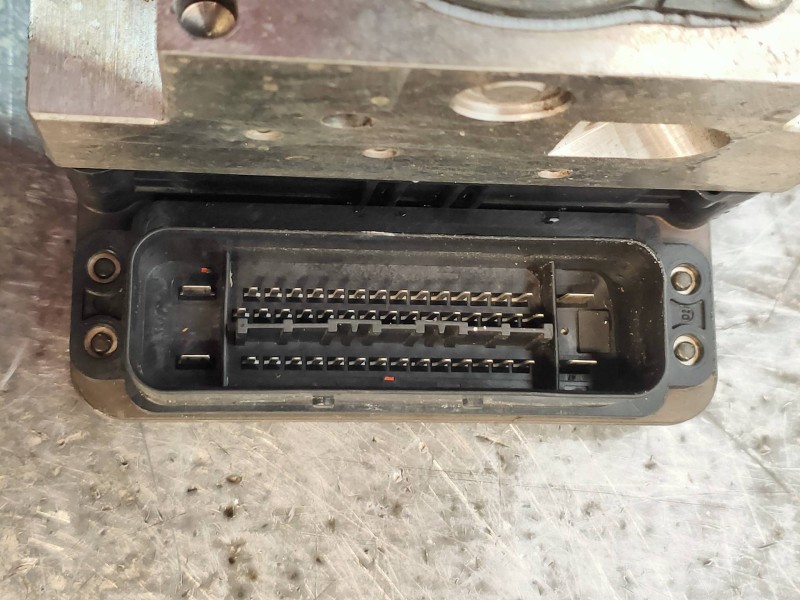 Recambio de abs para bmw x6 (e71) xdrive40d referencia OEM IAM 3451679828401 3452679828601 0265960359