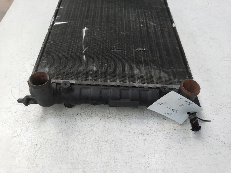 Recambio de radiador agua para volkswagen jetta (161/163) 1.6 (eg) referencia OEM IAM    Recambio de radiador agua para volkswagen jetta (161/163) 1.6 (eg) referencia OEM IAM