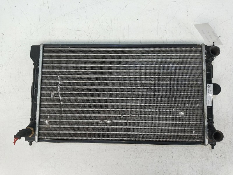 Recambio de radiador agua para volkswagen passat berlina (312) 1.8 referencia OEM IAM 8MK376773721 99000936  Recambio de radiador agua para volkswagen passat berlina (312) 1.8 referencia OEM IAM 8MK376773721 99000936