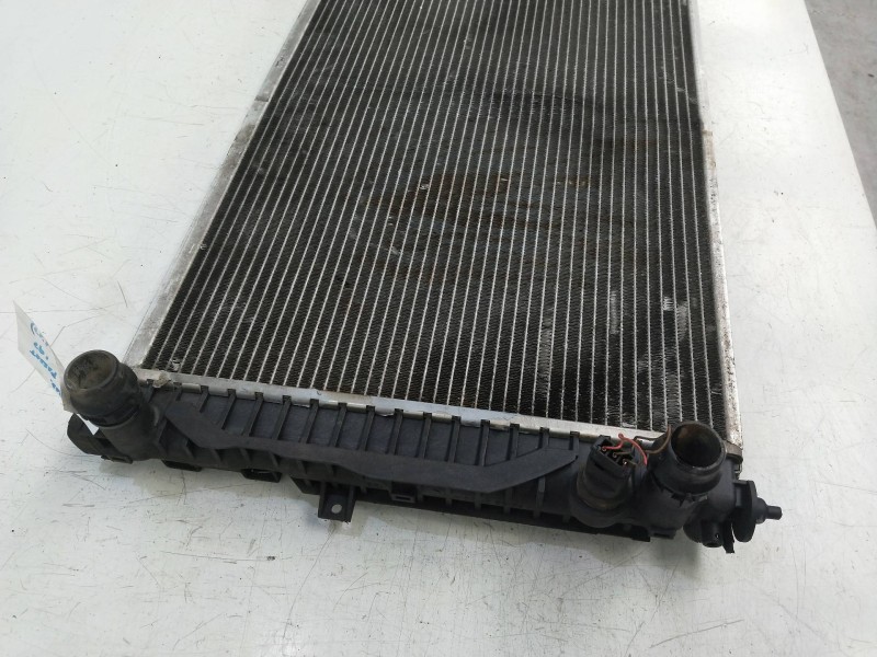 Recambio de radiador agua para volkswagen passat berlina (3b2) 1.8 referencia OEM IAM    Recambio de radiador agua para volkswagen passat berlina (3b2) 1.8 referencia OEM IAM